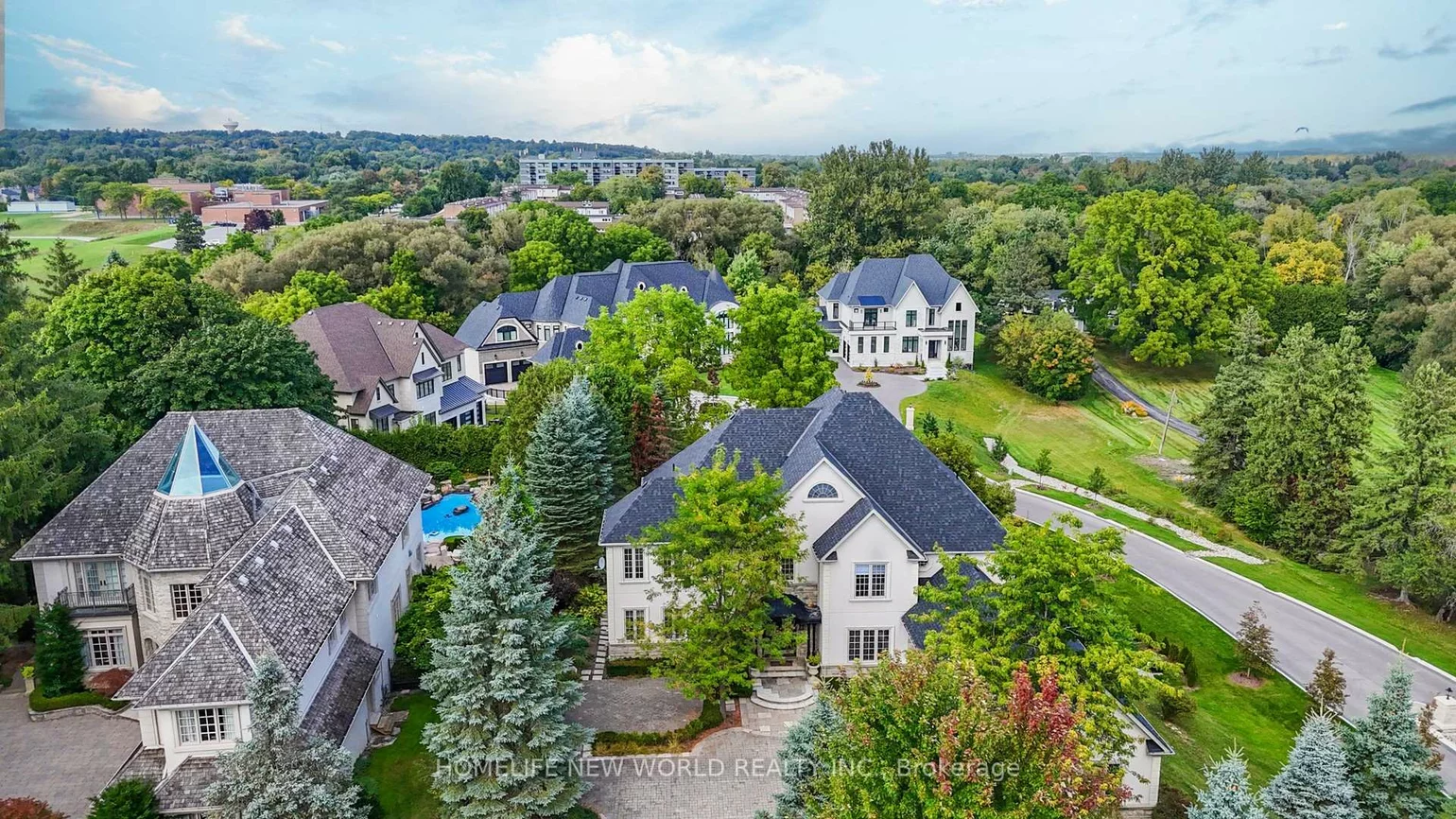198, Kennedy, Aurora Village, Aurora
