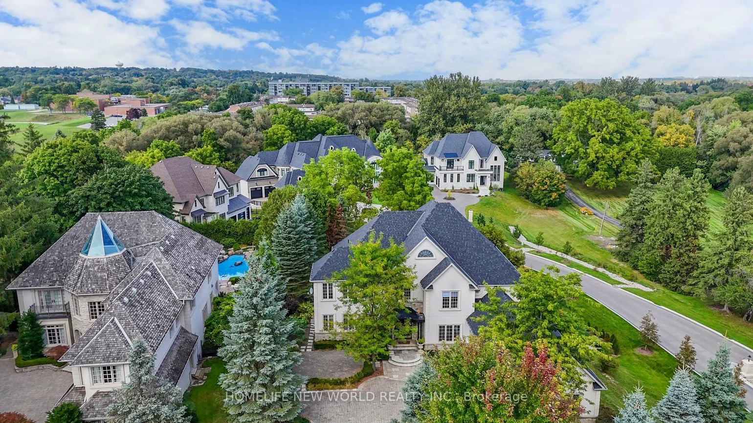 198, Kennedy, Aurora Village, Aurora