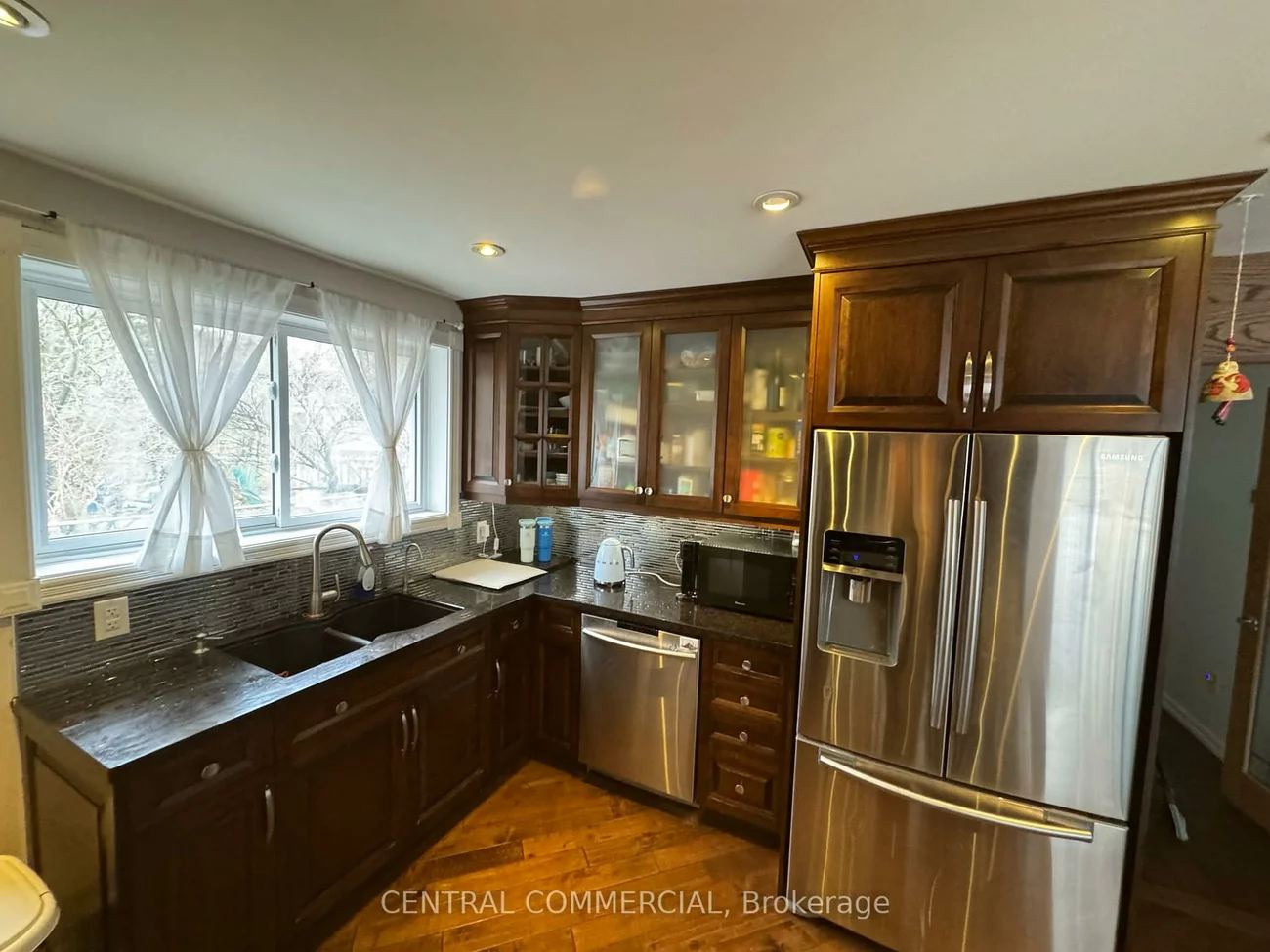 21, Jones, Aurora Heights, Aurora