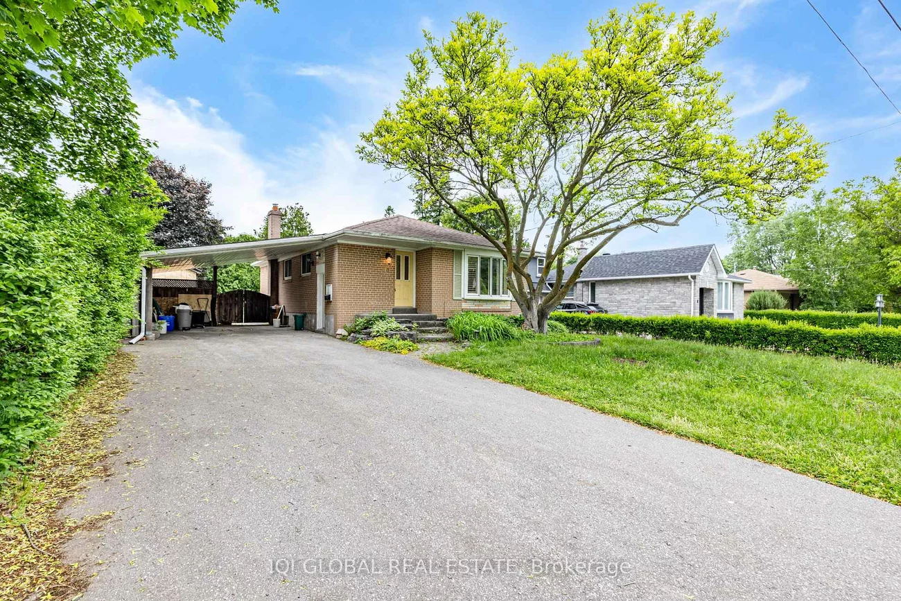 10, Holman, Aurora Highlands, Aurora