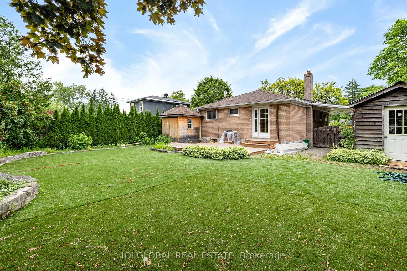 10, Holman, Aurora Highlands, Aurora