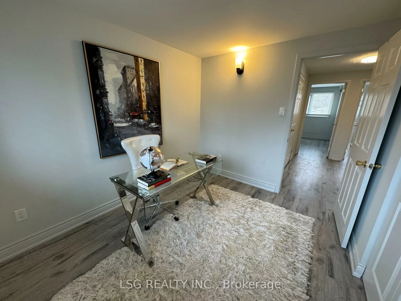 46, Devins, Aurora Heights, Aurora