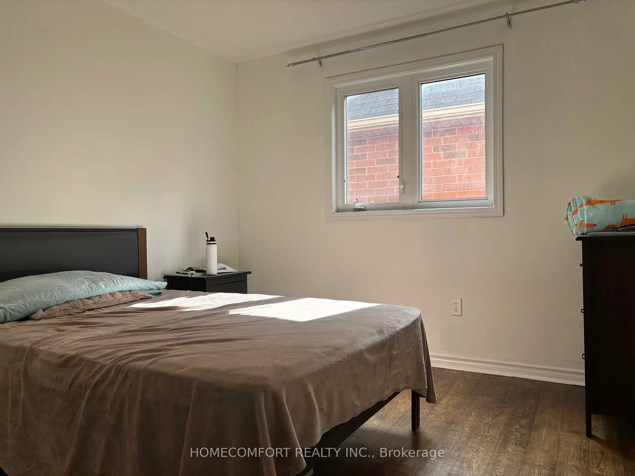 230, Lewis Honey, Bayview Northeast, Aurora