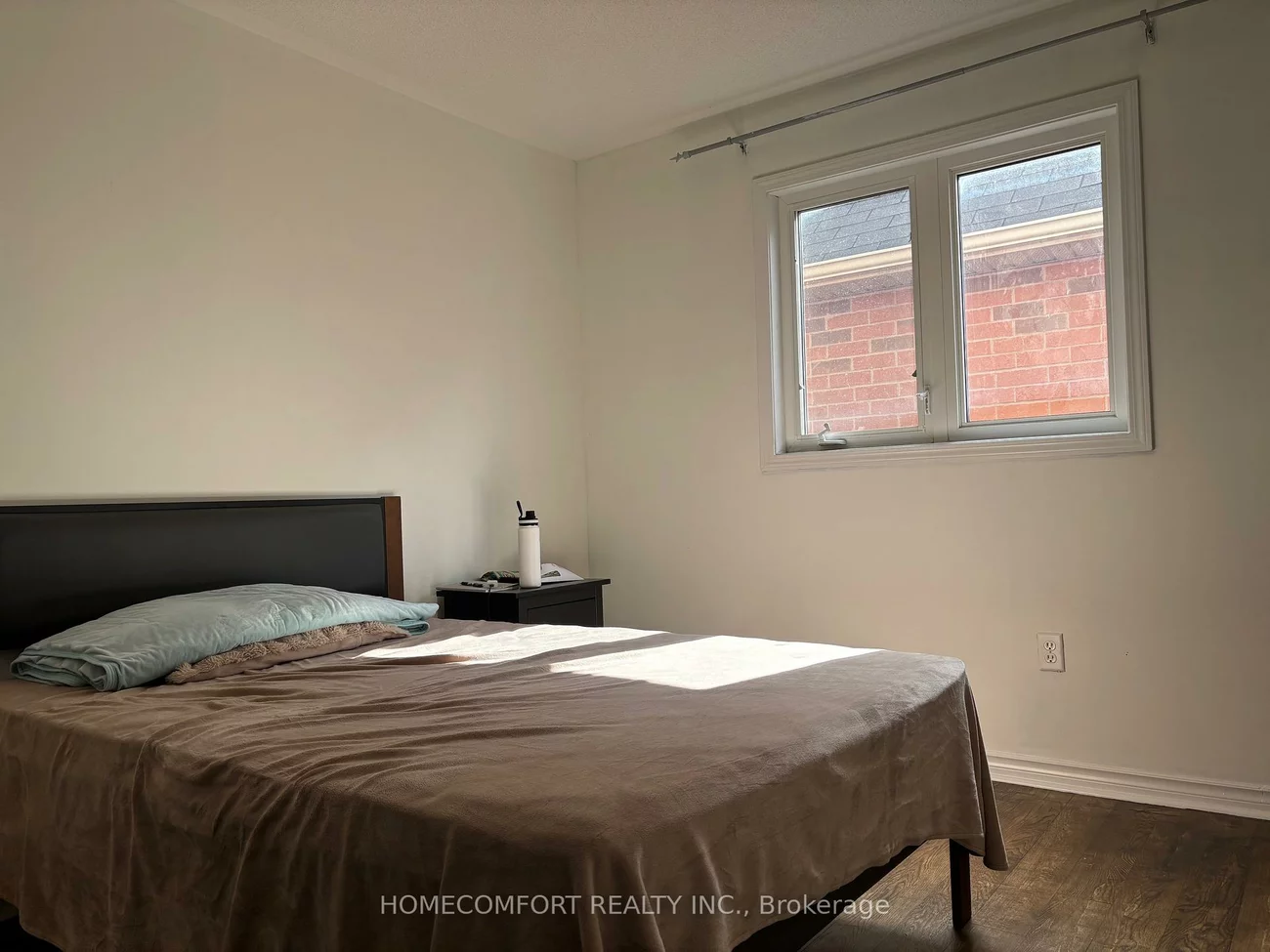 230, Lewis Honey, Bayview Northeast, Aurora