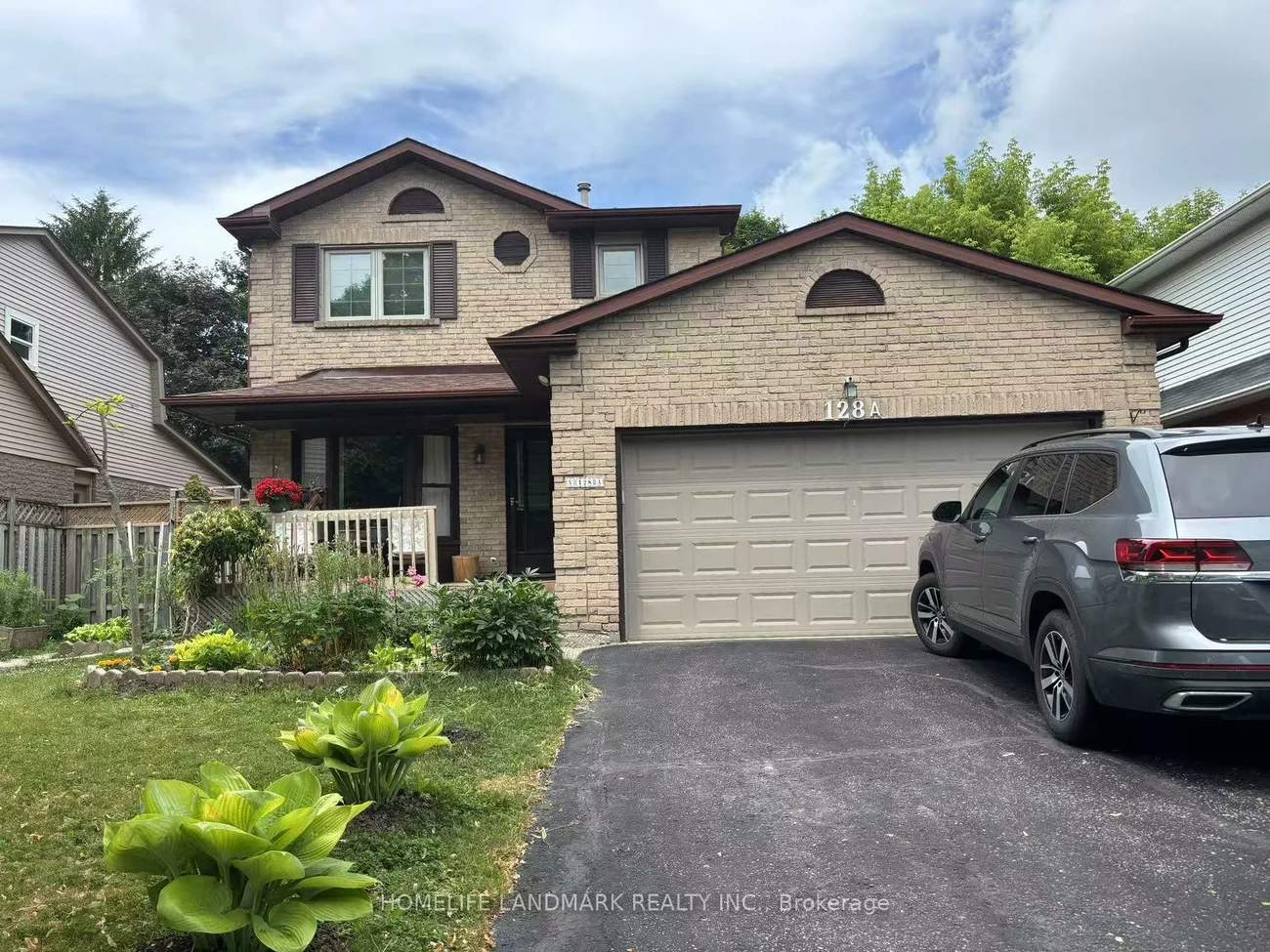 128 A, Spruce, Aurora Village, Aurora