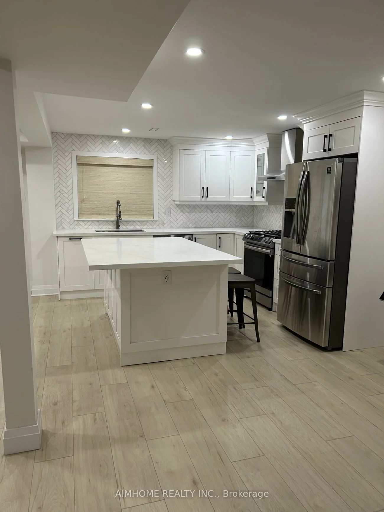 14, Twelve Oaks, Aurora Village, Aurora