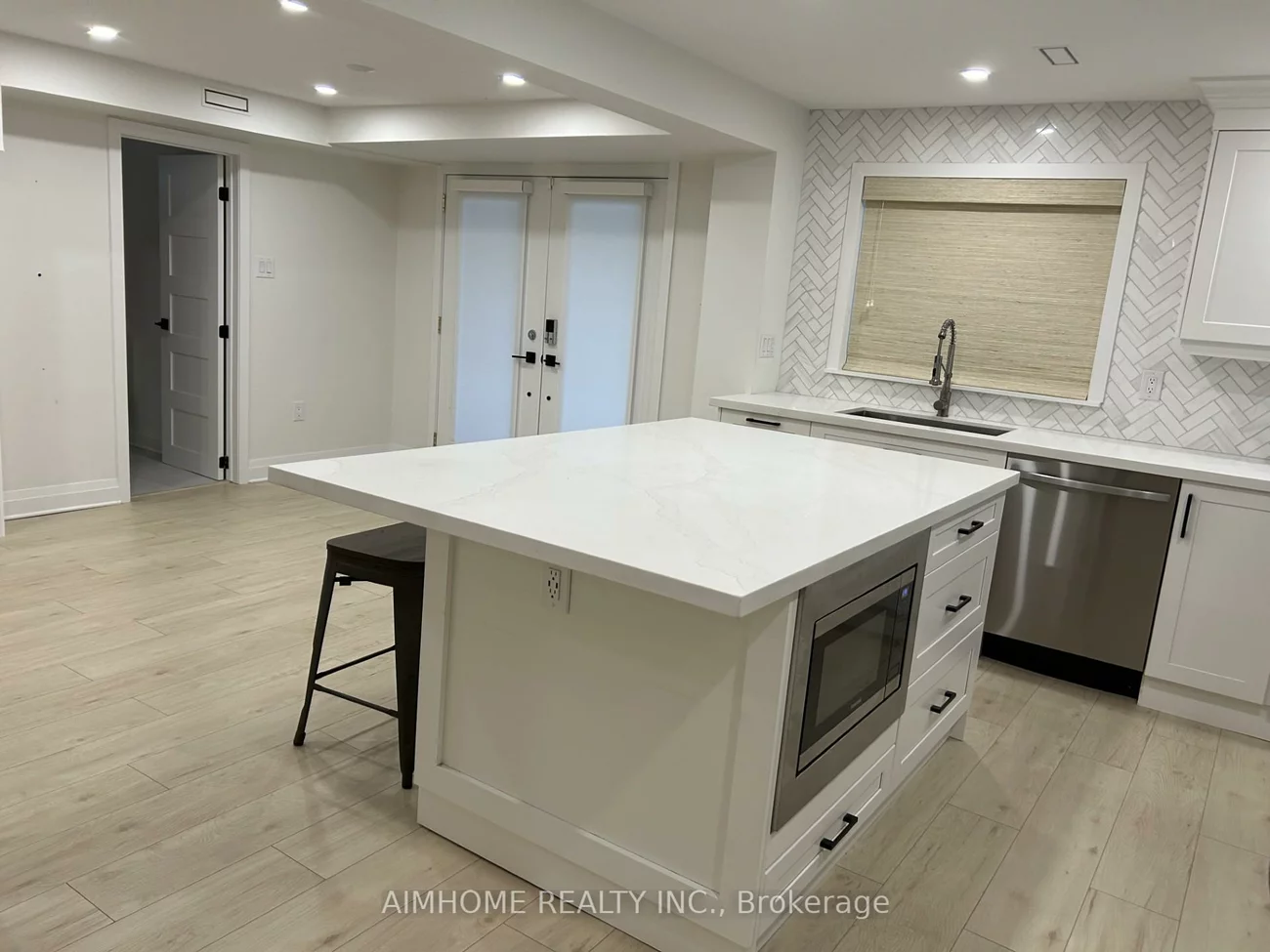 14, Twelve Oaks, Aurora Village, Aurora