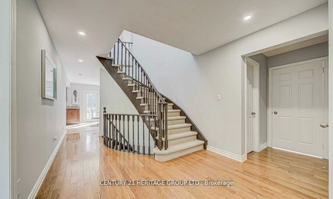 27, Hammond, Aurora Heights, Aurora
