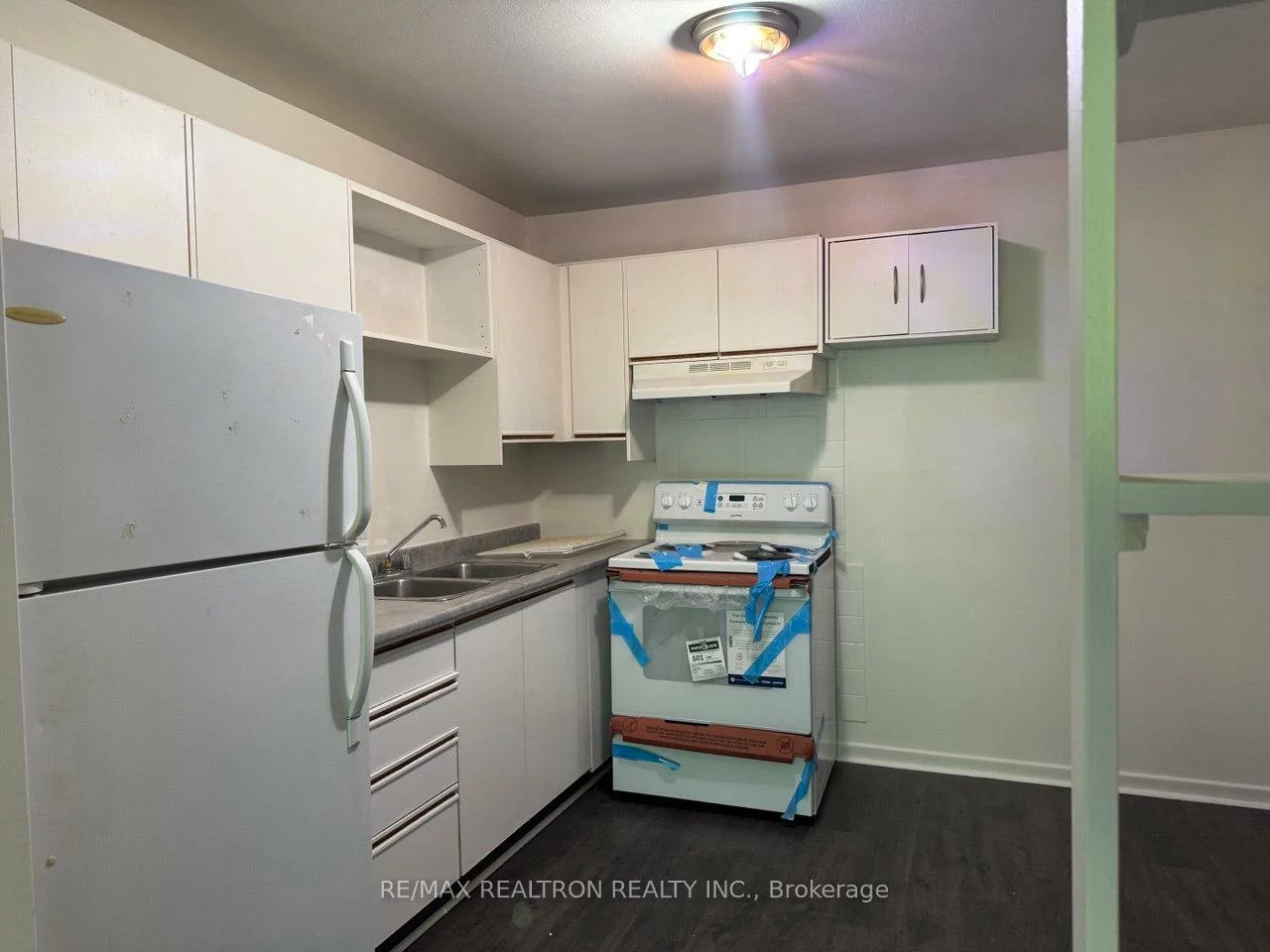 14810, Yonge, Aurora Highlands, Aurora