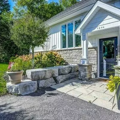 720B, Wellington, Aurora Heights, Aurora