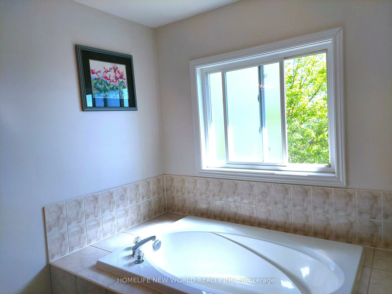 223, Bilbrough, Bayview Northeast, Aurora