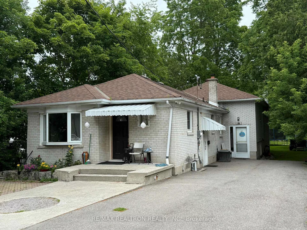18, Irwin, Aurora Village, Aurora
