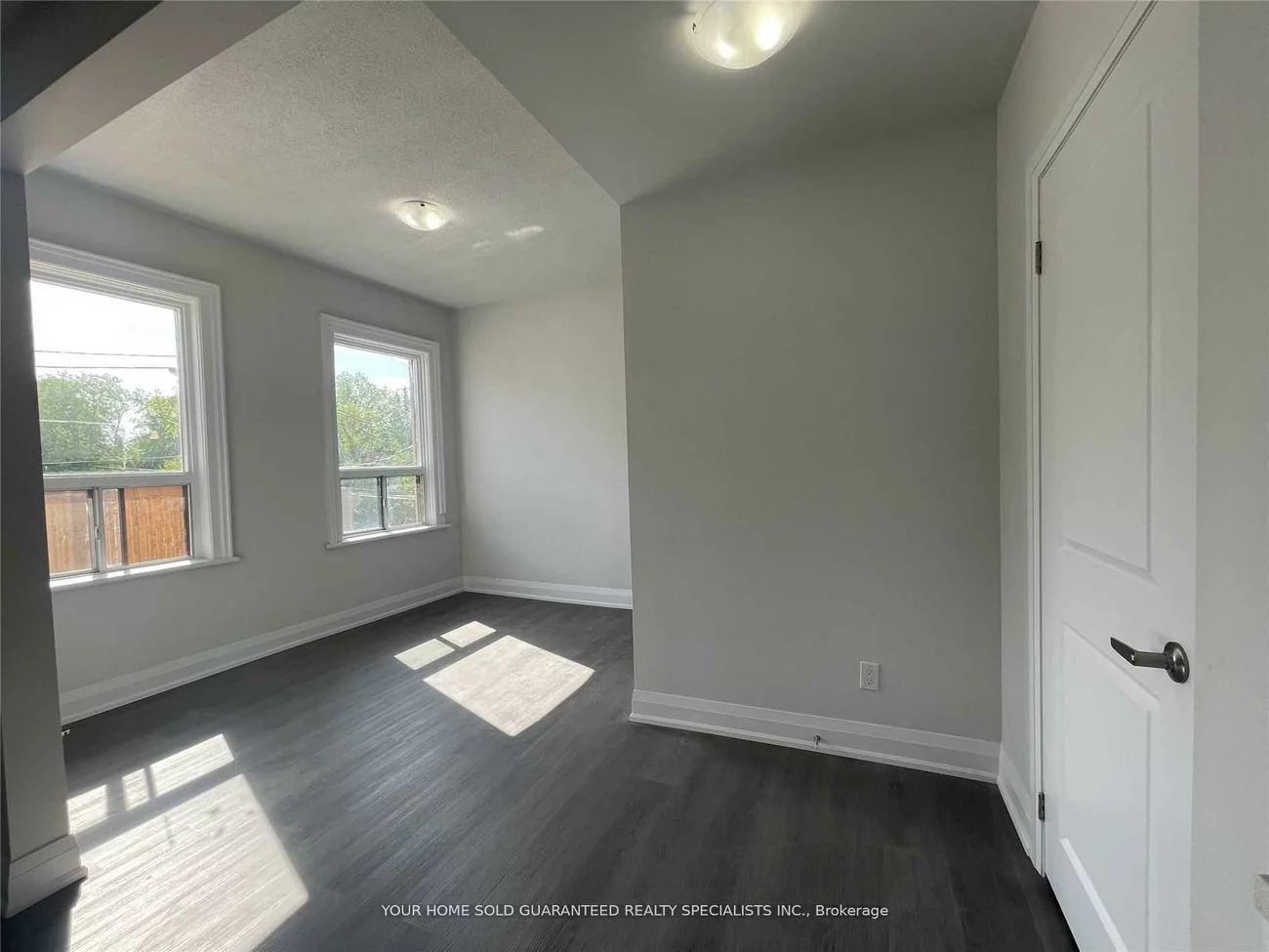 15229, Yonge, Aurora Village, Aurora