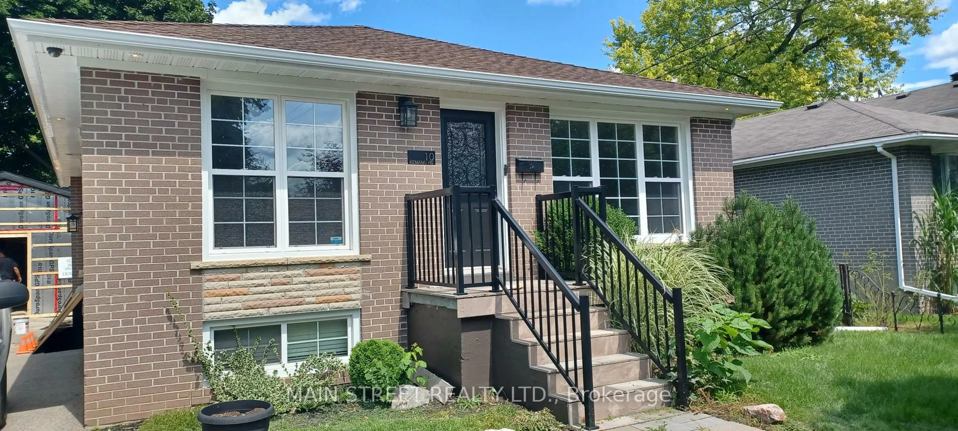 10, Kemano, Aurora Heights, Aurora