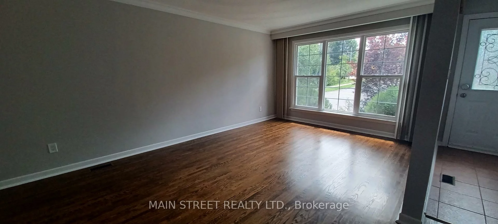 10, Kemano, Aurora Heights, Aurora