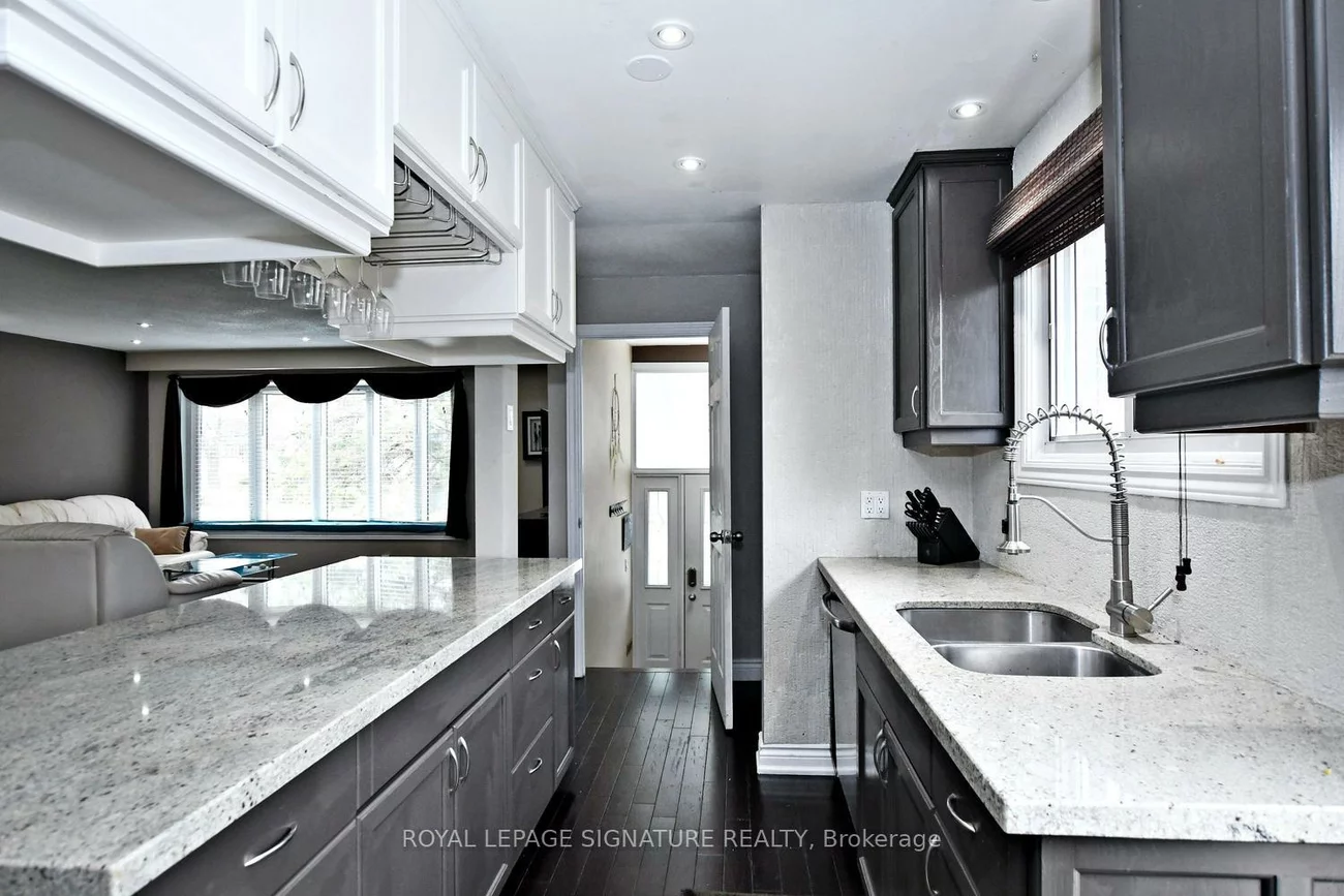 63, Jasper, Aurora Heights, Aurora