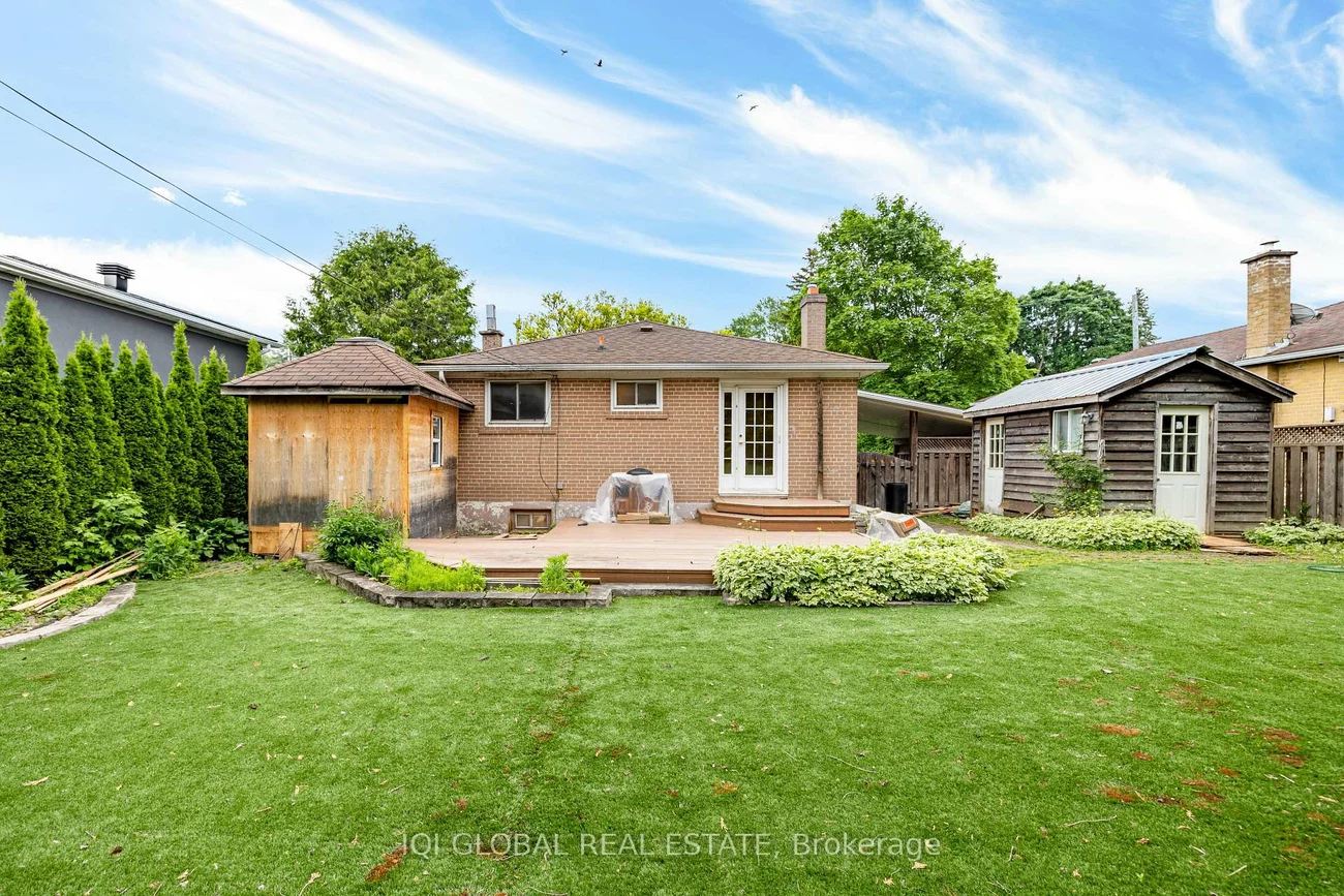 10, Holman, Aurora Highlands, Aurora