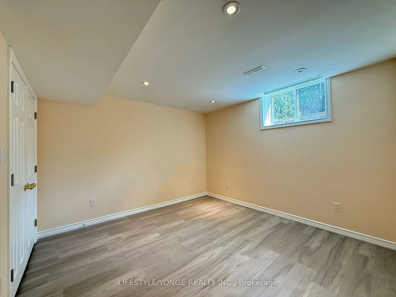 278, Ivy Jay, Bayview Northeast, Aurora