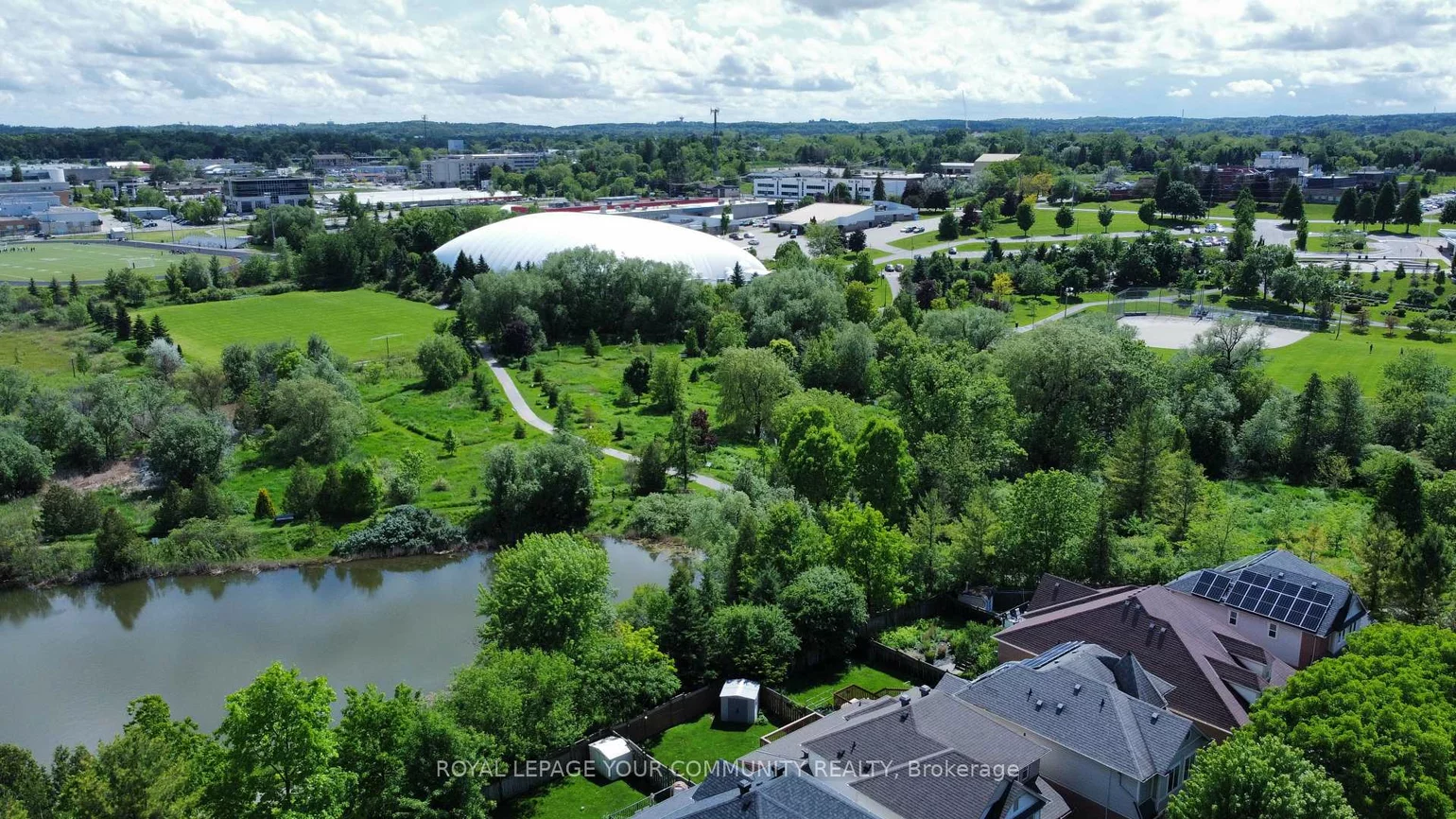 42, Woodroof, Bayview Wellington, Aurora