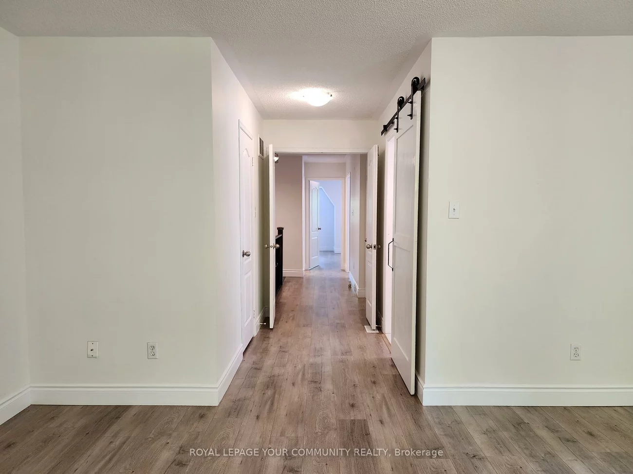 42, Woodroof, Bayview Wellington, Aurora