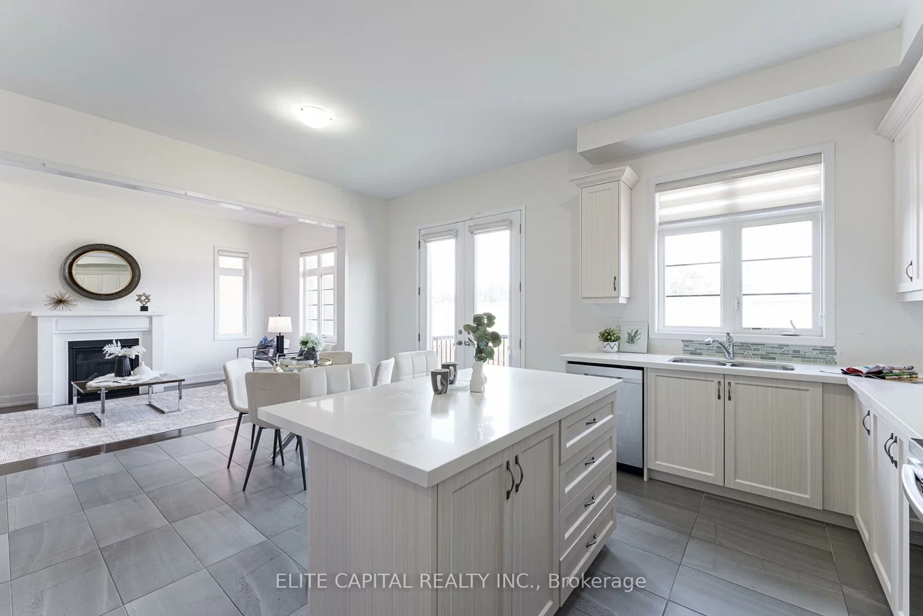 242, Touch Gold, Bayview Southeast, Aurora