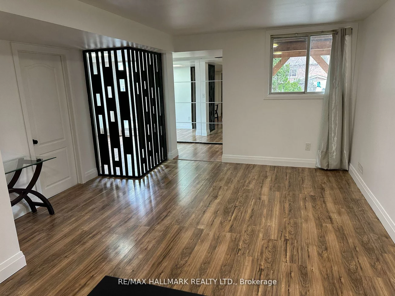256, Stone, Aurora Grove, Aurora