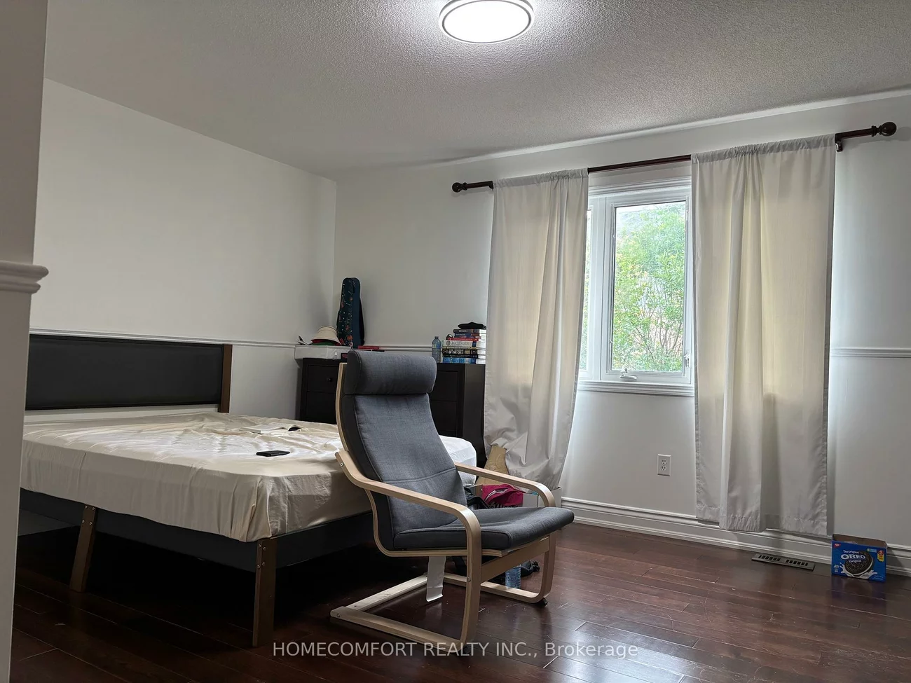 230, Lewis Honey, Bayview Northeast, Aurora