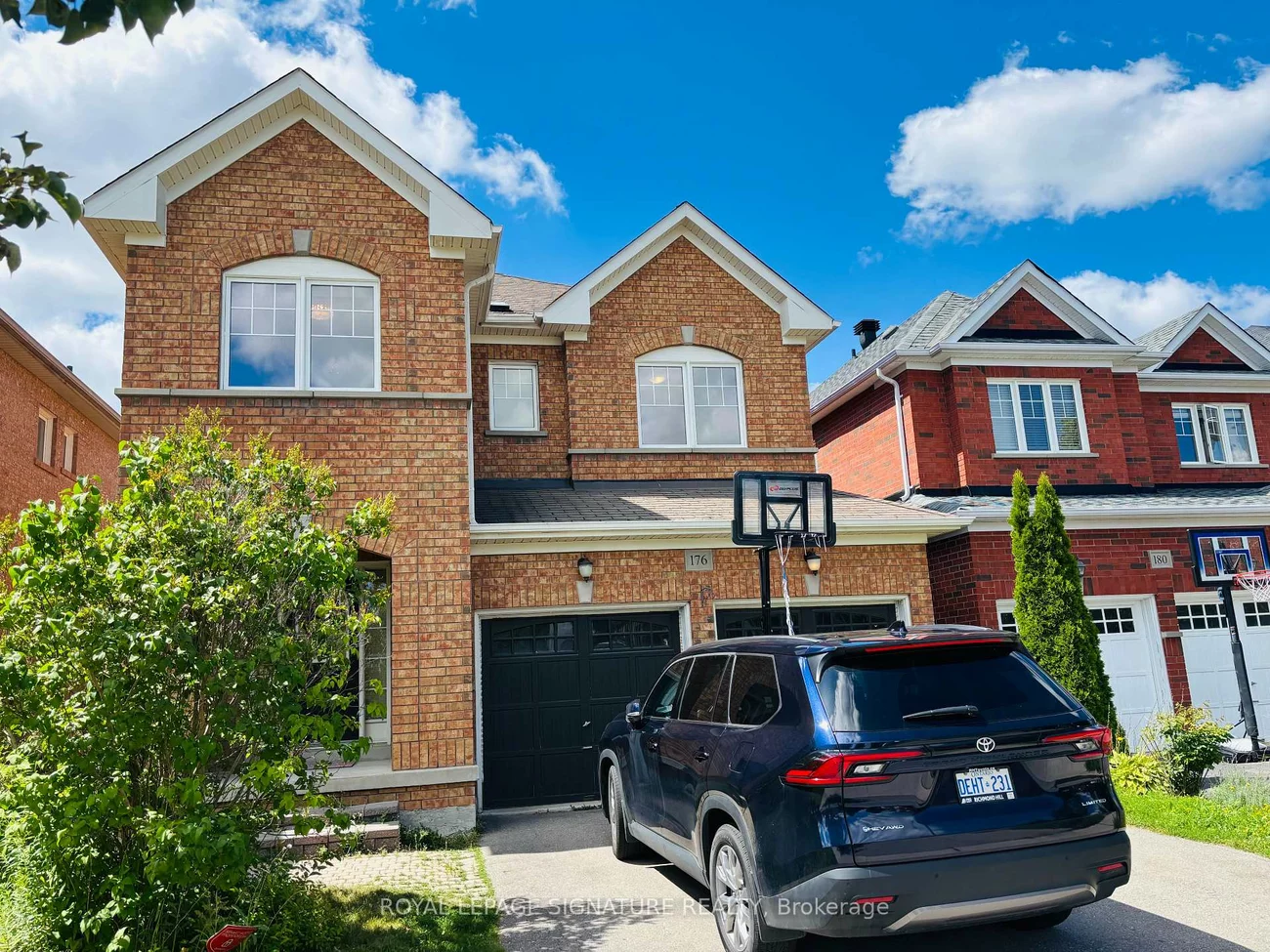 176, Mavrinac, Bayview Northeast, Aurora