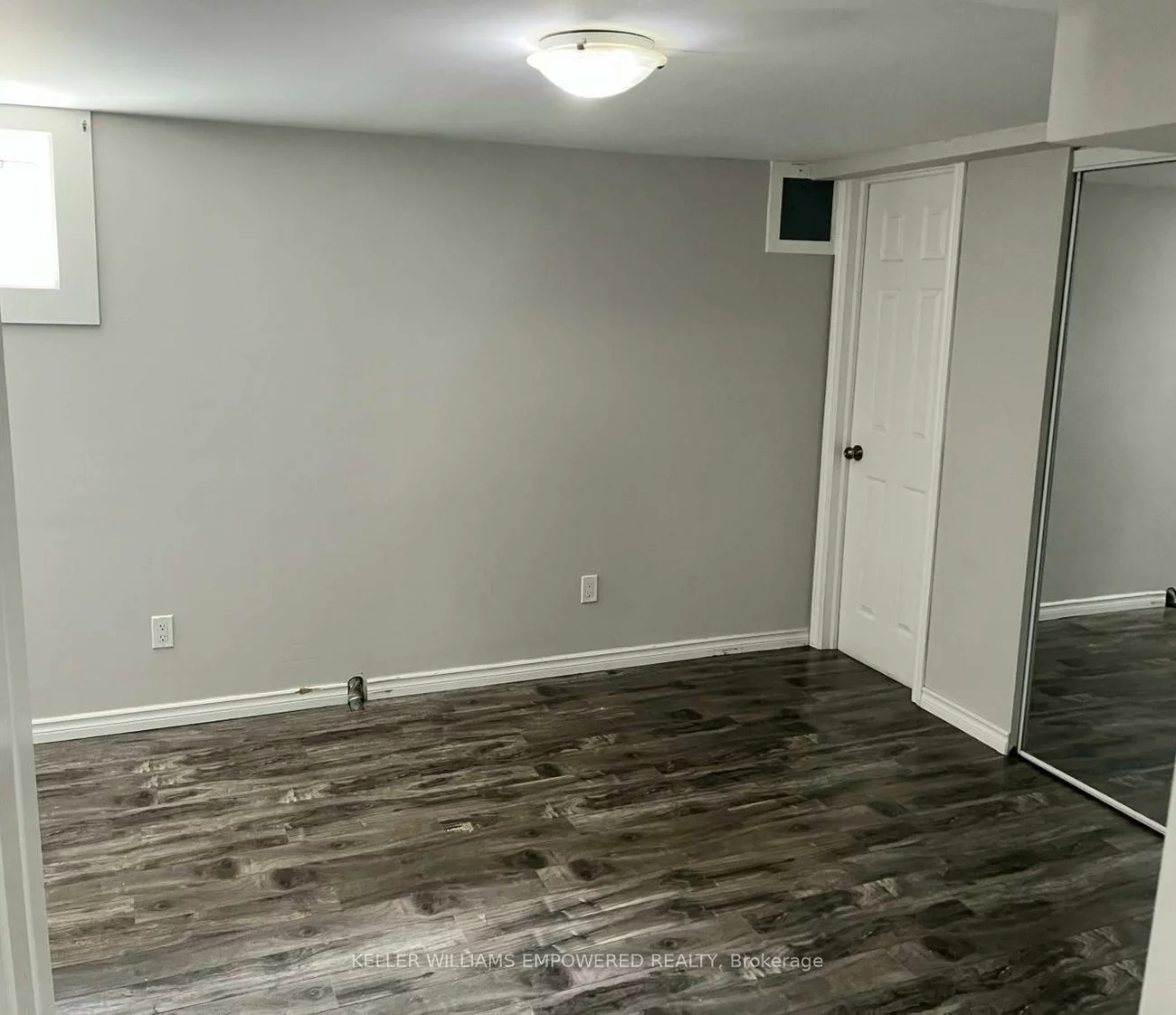 17, Collins, Aurora Heights, Aurora
