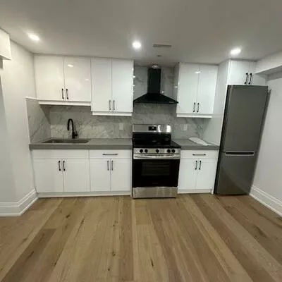 12, Kemano, Aurora Heights, Aurora