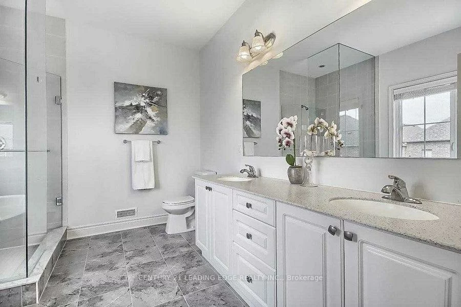 63, Ken Sinclair, Aurora Estates, Aurora