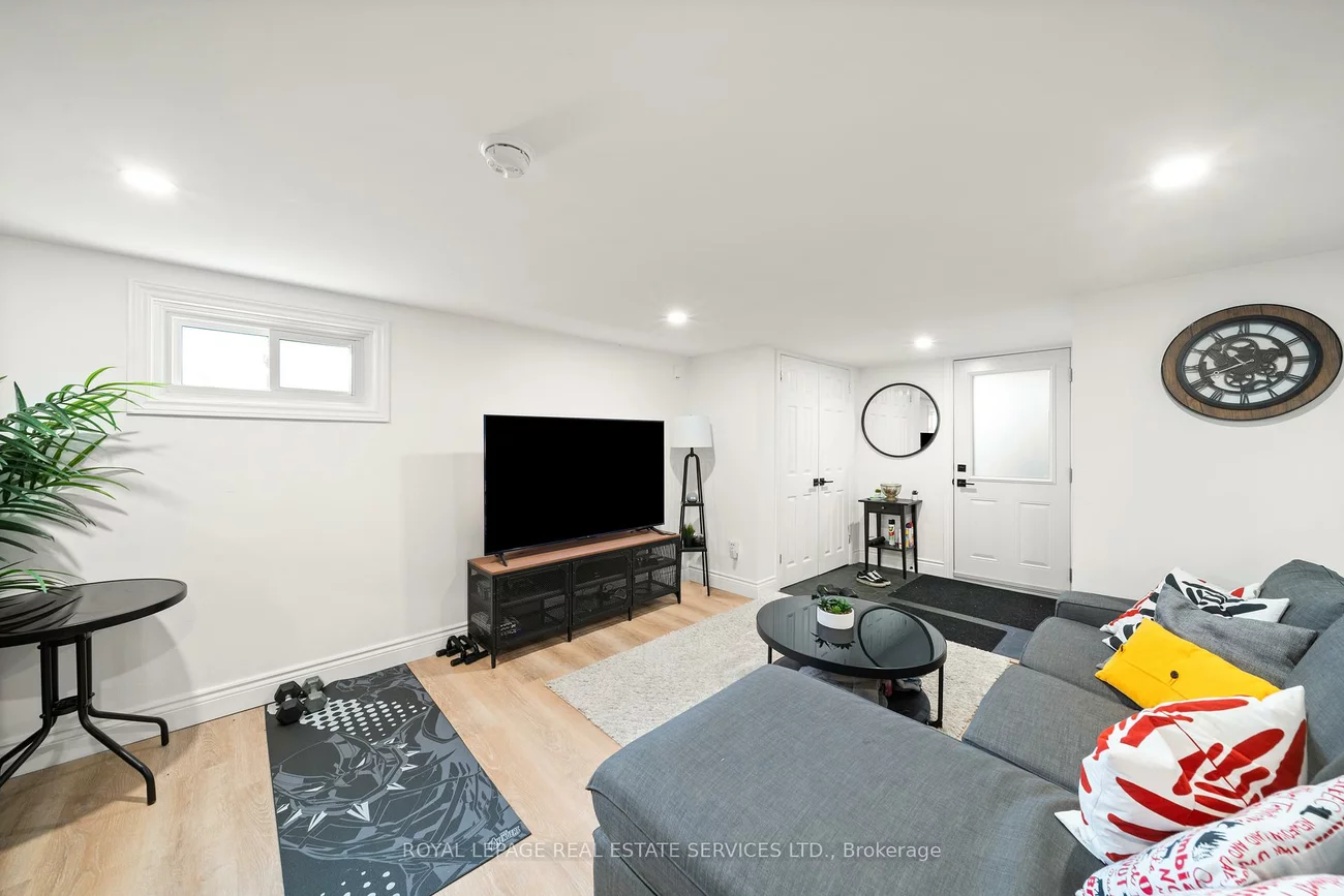 6, Corbett, Aurora Highlands, Aurora