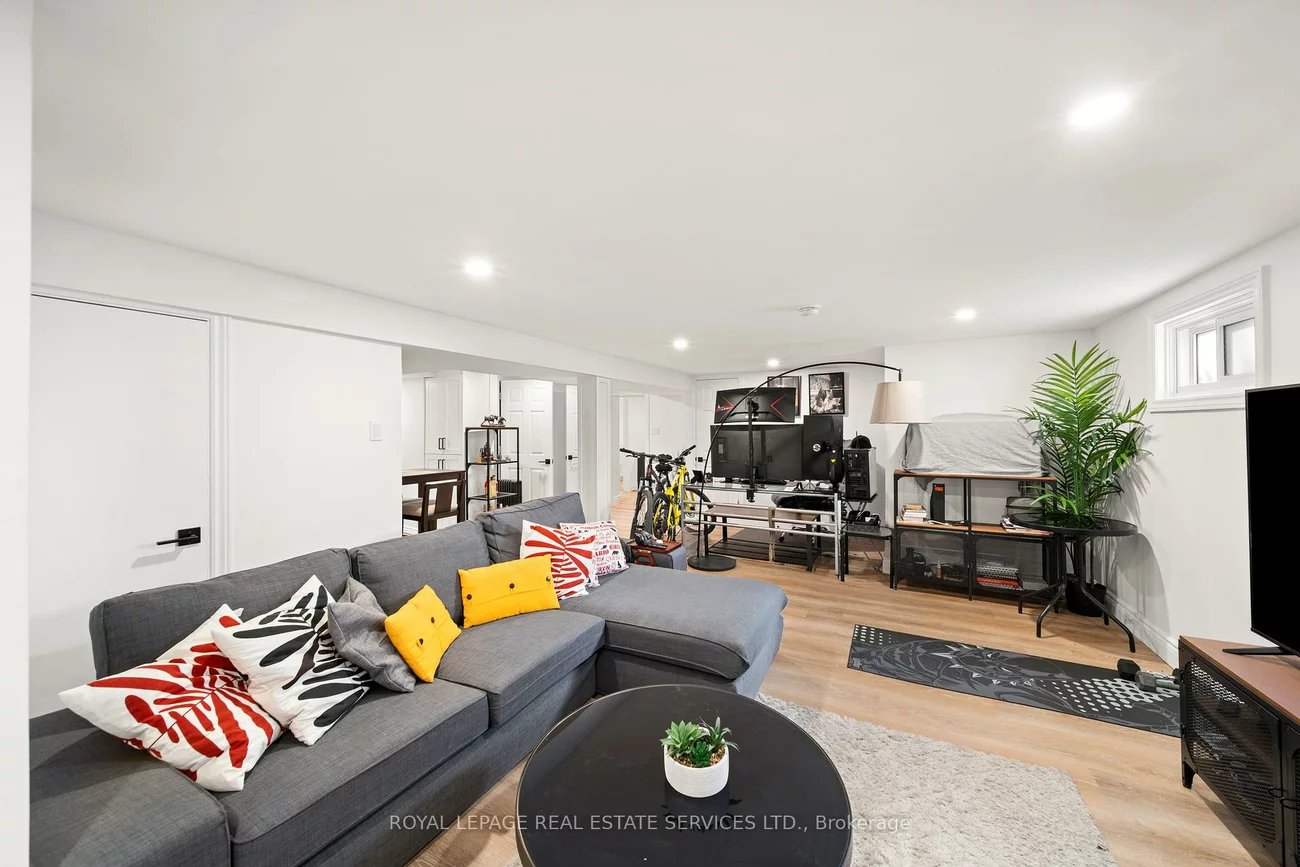 6, Corbett, Aurora Highlands, Aurora