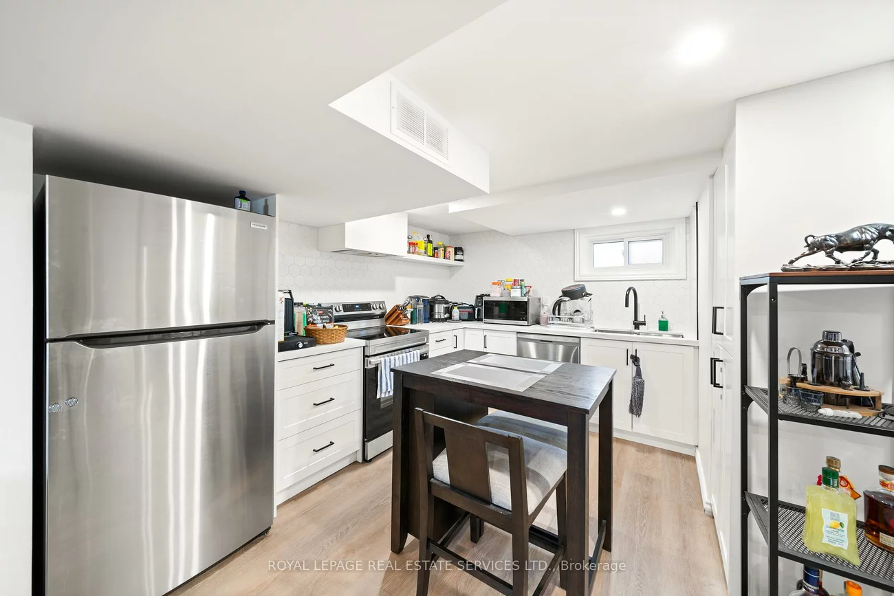 6, Corbett, Aurora Highlands, Aurora