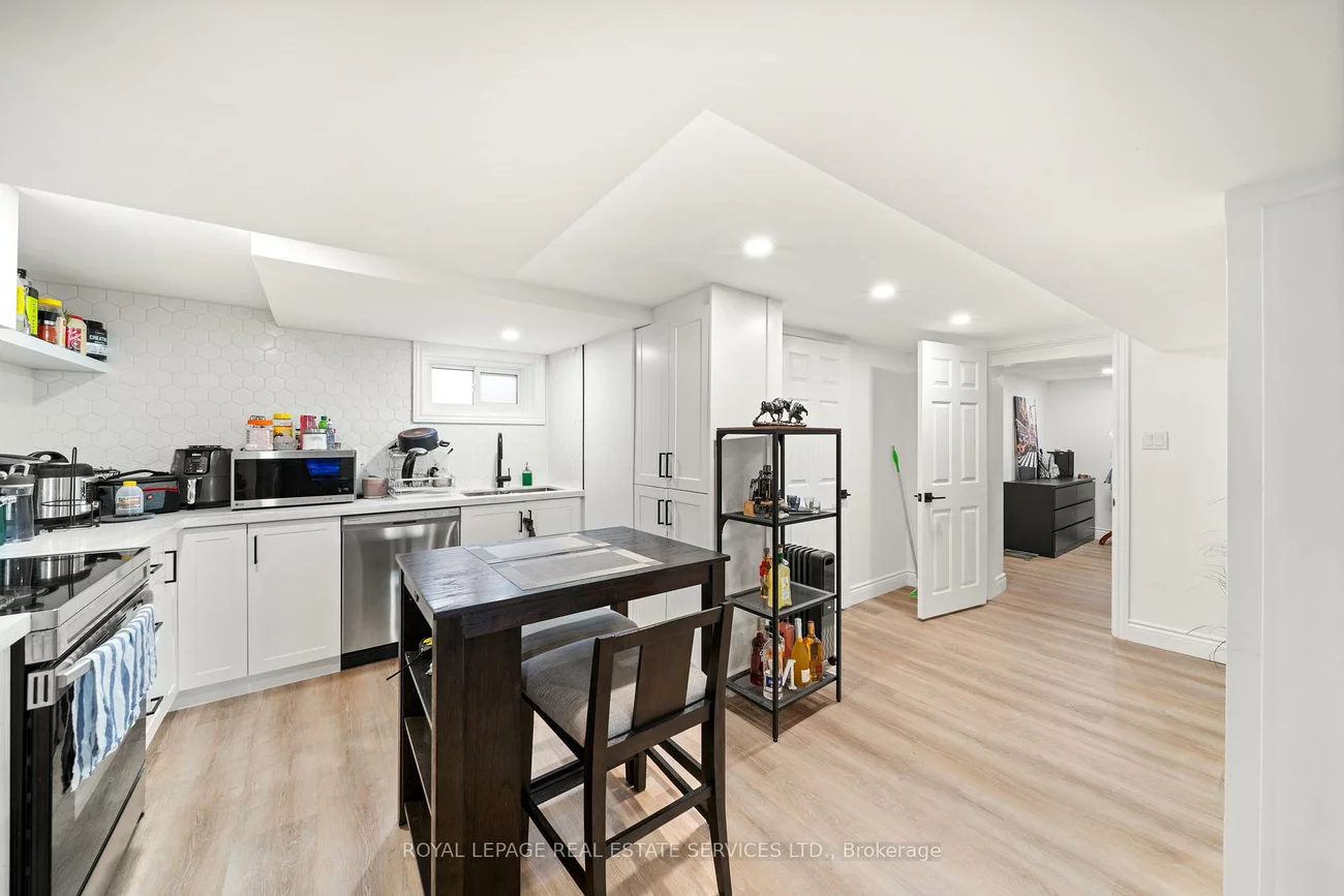 6, Corbett, Aurora Highlands, Aurora