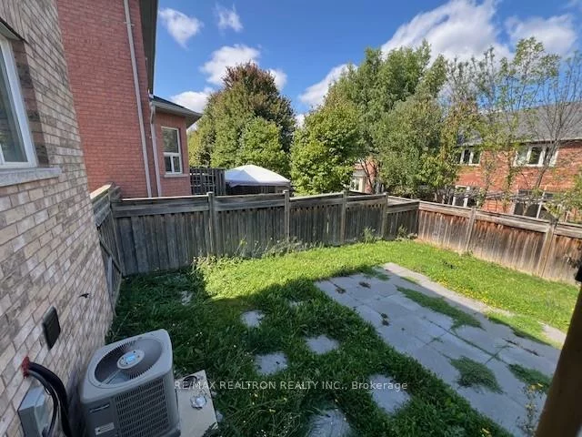 44, Lewis Honey, Bayview Northeast, Aurora