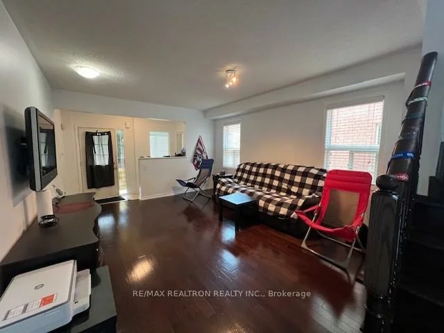 44, Lewis Honey, Bayview Northeast, Aurora