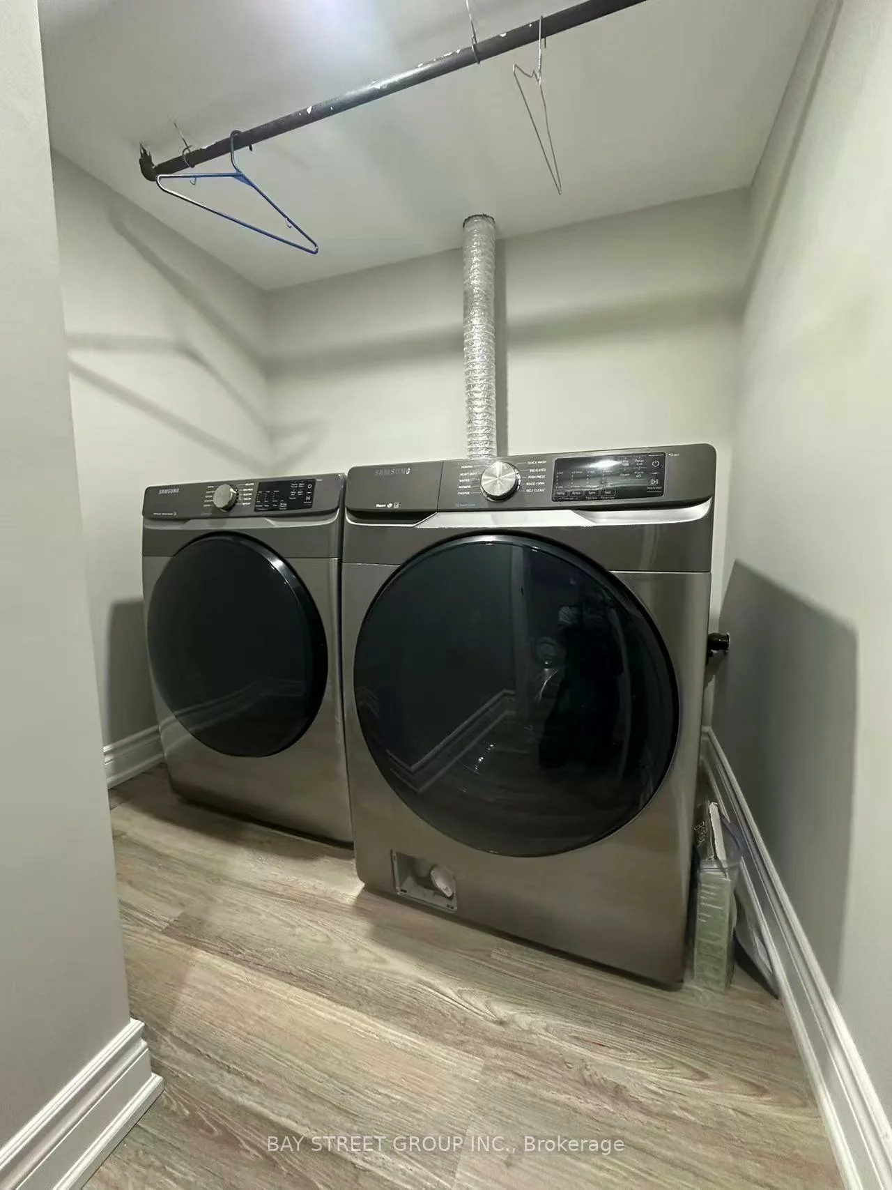 5, Ballymore, Bayview Wellington, Aurora