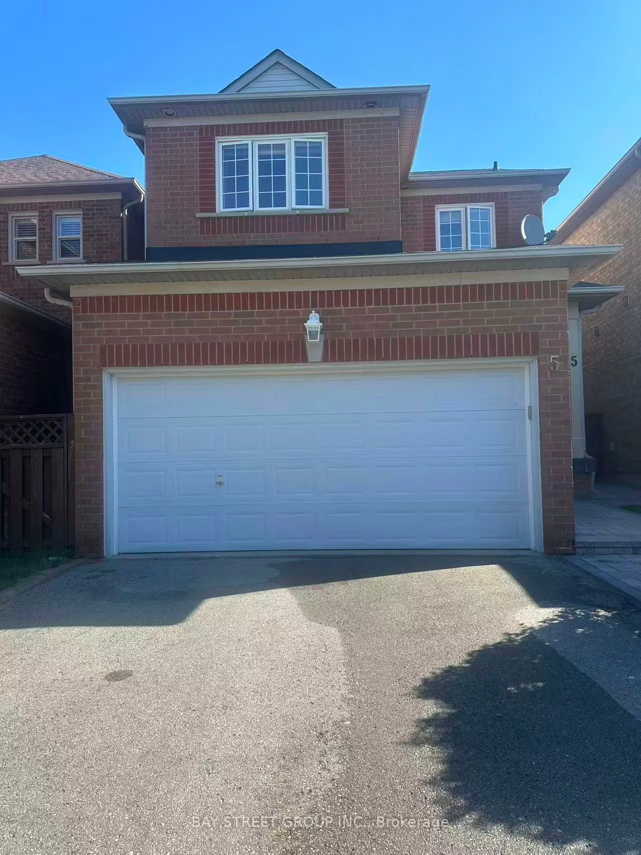 5, Ballymore, Bayview Wellington, Aurora
