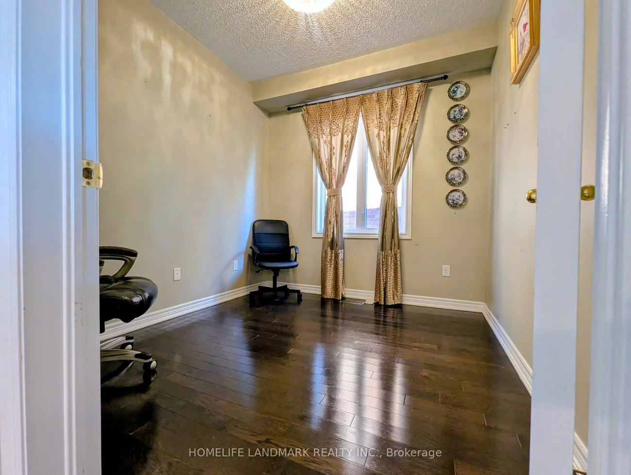 75, Pointon, Bayview Northeast, Aurora