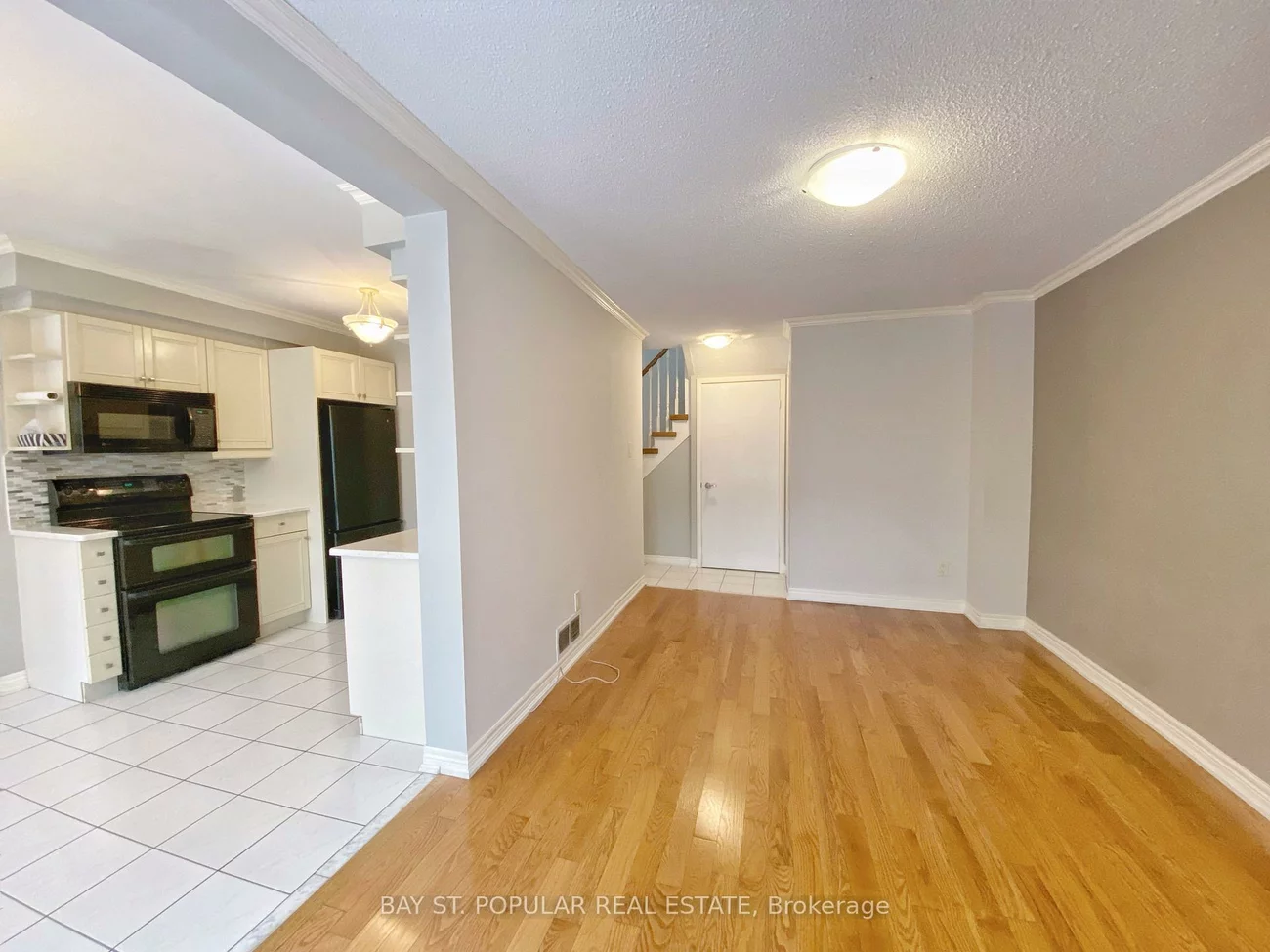 1, Teasdale, Aurora Highlands, Aurora