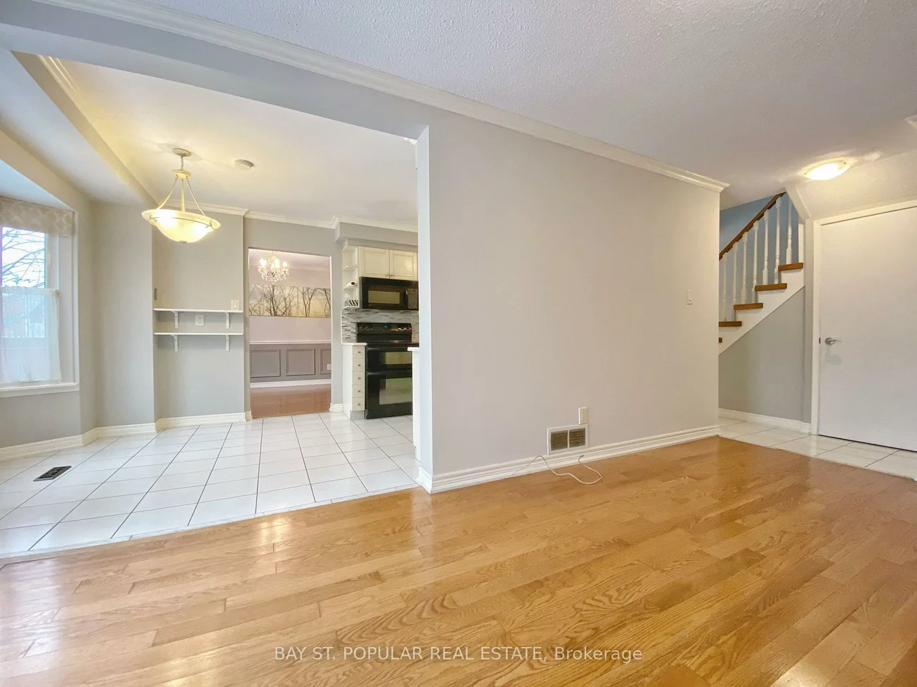 1, Teasdale, Aurora Highlands, Aurora