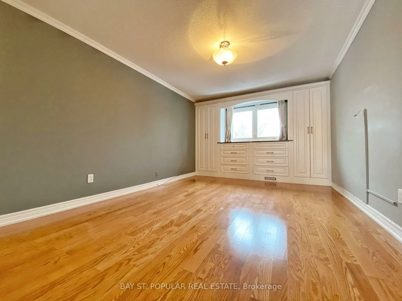 1, Teasdale, Aurora Highlands, Aurora
