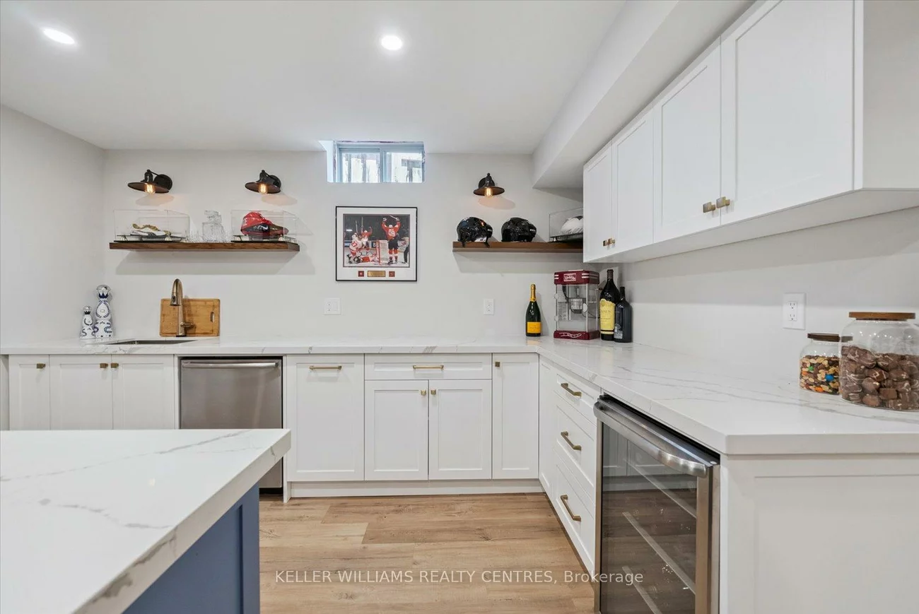 72, Pointon, Bayview Northeast, Aurora