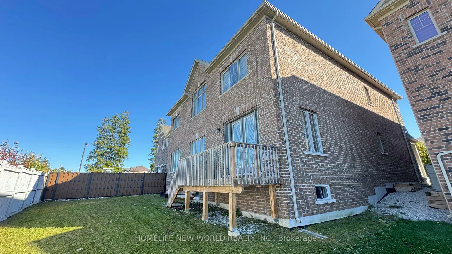 10, Ken Sinclair, Aurora Estates, Aurora