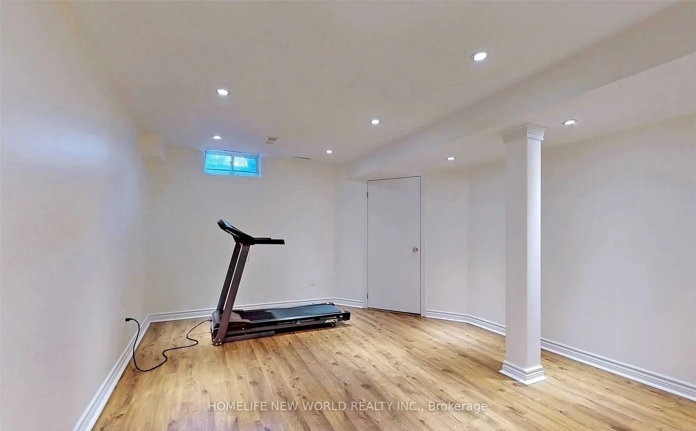 56, Collis, Bayview Northeast, Aurora