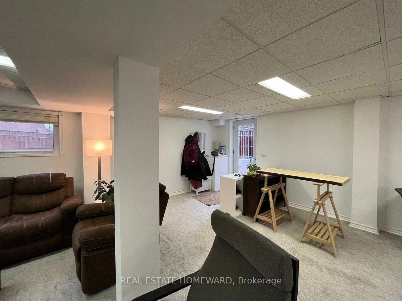 82, Rush, Bayview Wellington, Aurora