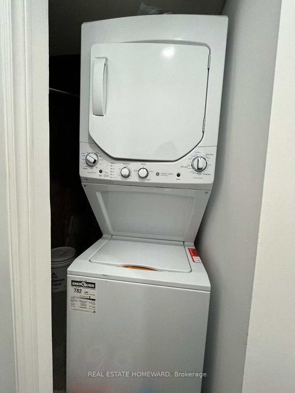 82, Rush, Bayview Wellington, Aurora