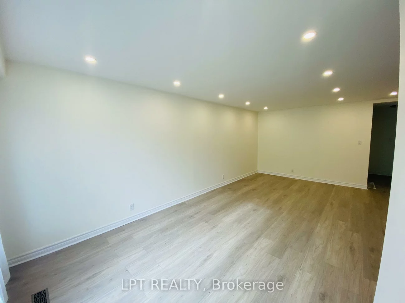 26, Davis, Aurora Highlands, Aurora