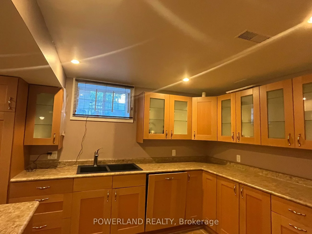 249, Kennedy, Aurora Highlands, Aurora